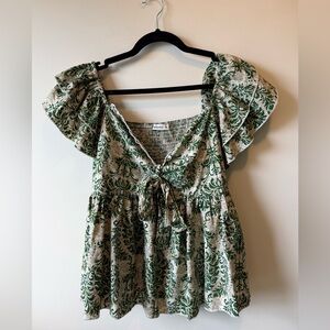 Elegant Green and Cream Floral Blouse